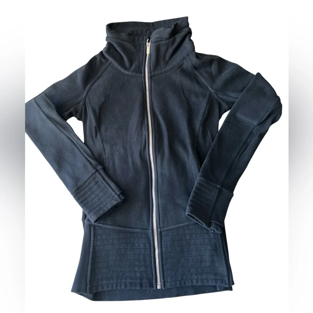 Lululemon Radiant‎ Jacket II Black size 6